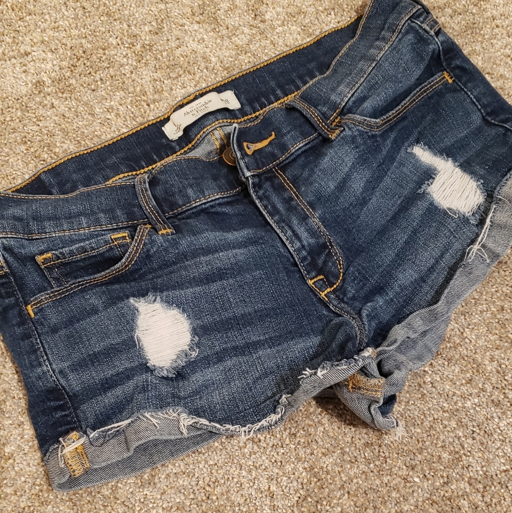 Jean shorts Abercrombie & Fitch distressed